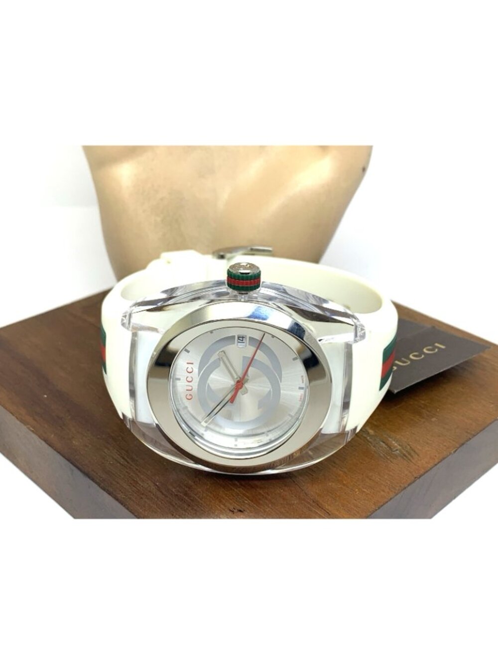 GUCCI Men's Watch YA137102 Sync Swiss Quartz Silver Dial White Rubber Band 46mm - Picture 7 of 13